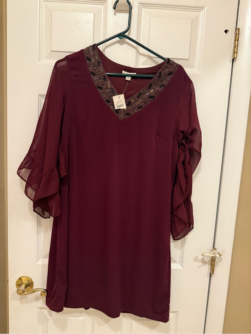 Embellished V-Neck Midi Dress in Burgundy